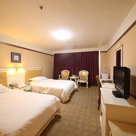 Yantai Asia Hotel Esterno foto