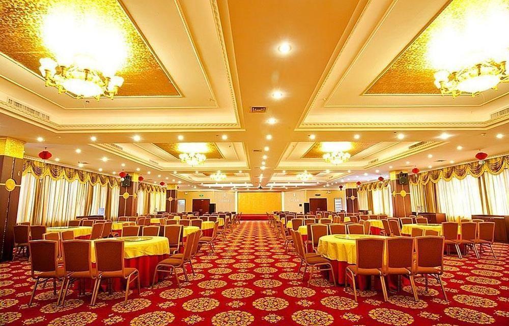 Yantai Asia Hotel Esterno foto