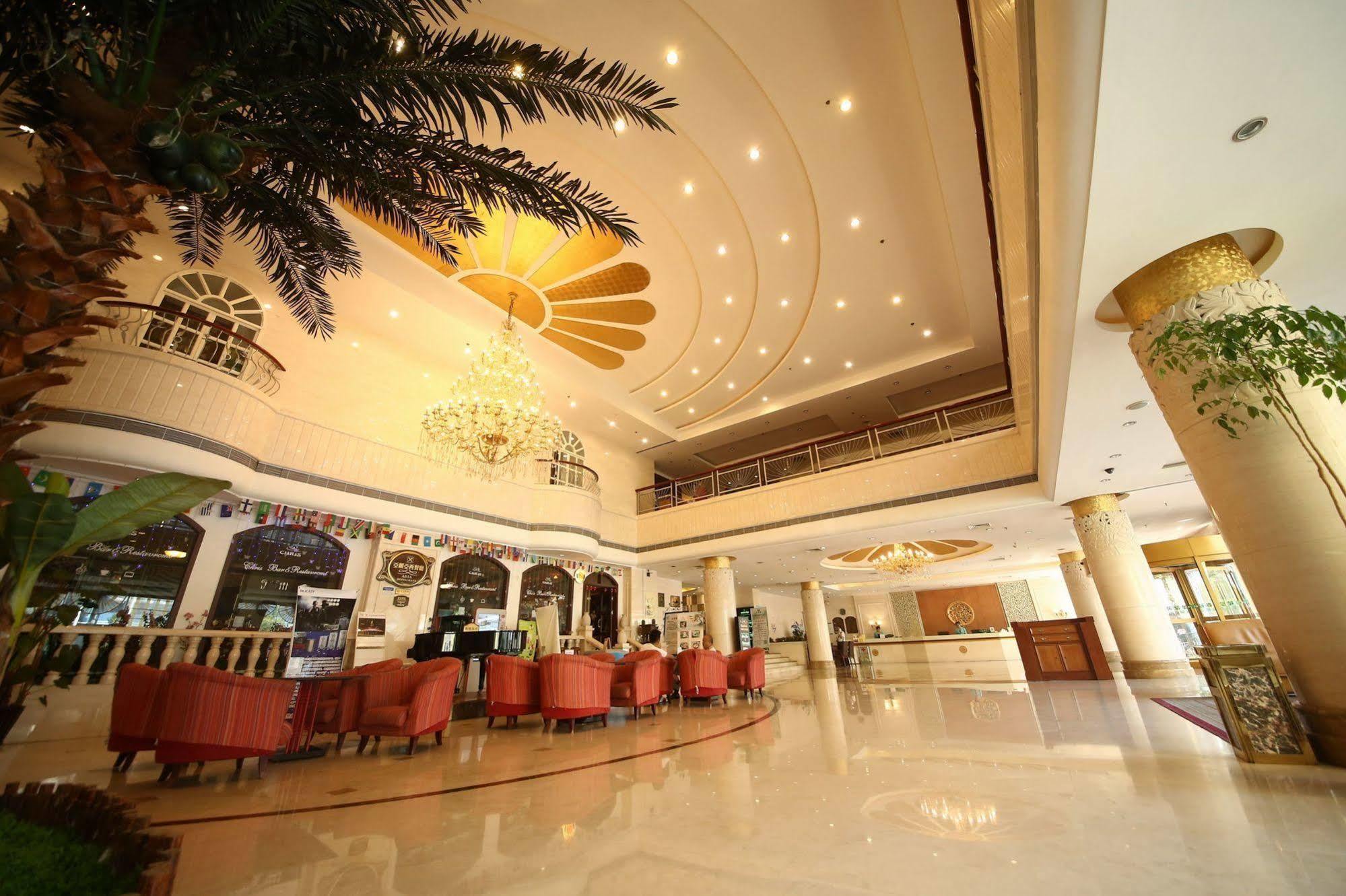 Yantai Asia Hotel Esterno foto