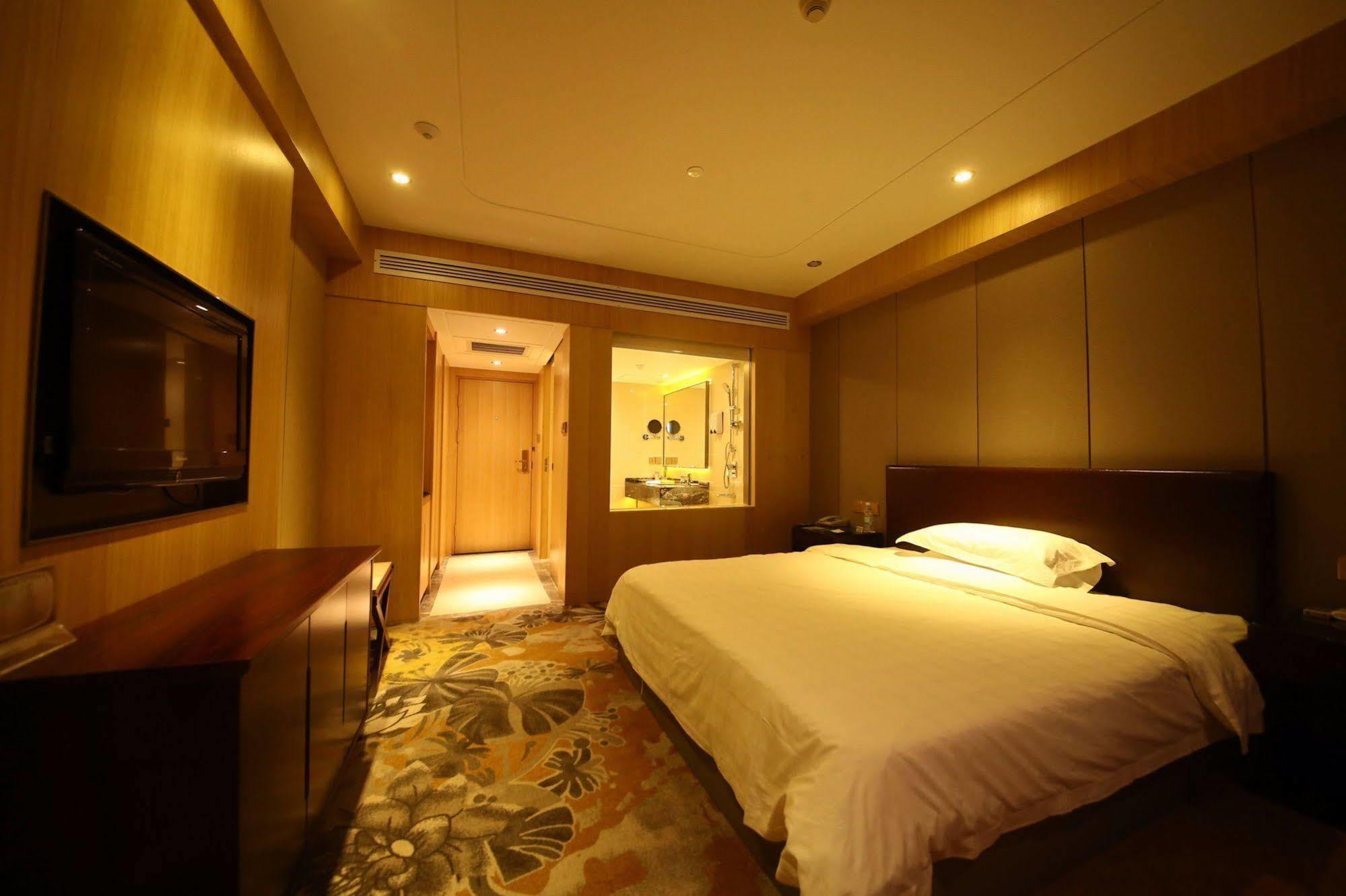 Yantai Asia Hotel Esterno foto
